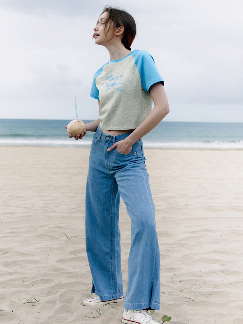 GAP 女裝|輕透氣高腰開衩牛仔寬褲 金標牛仔系列