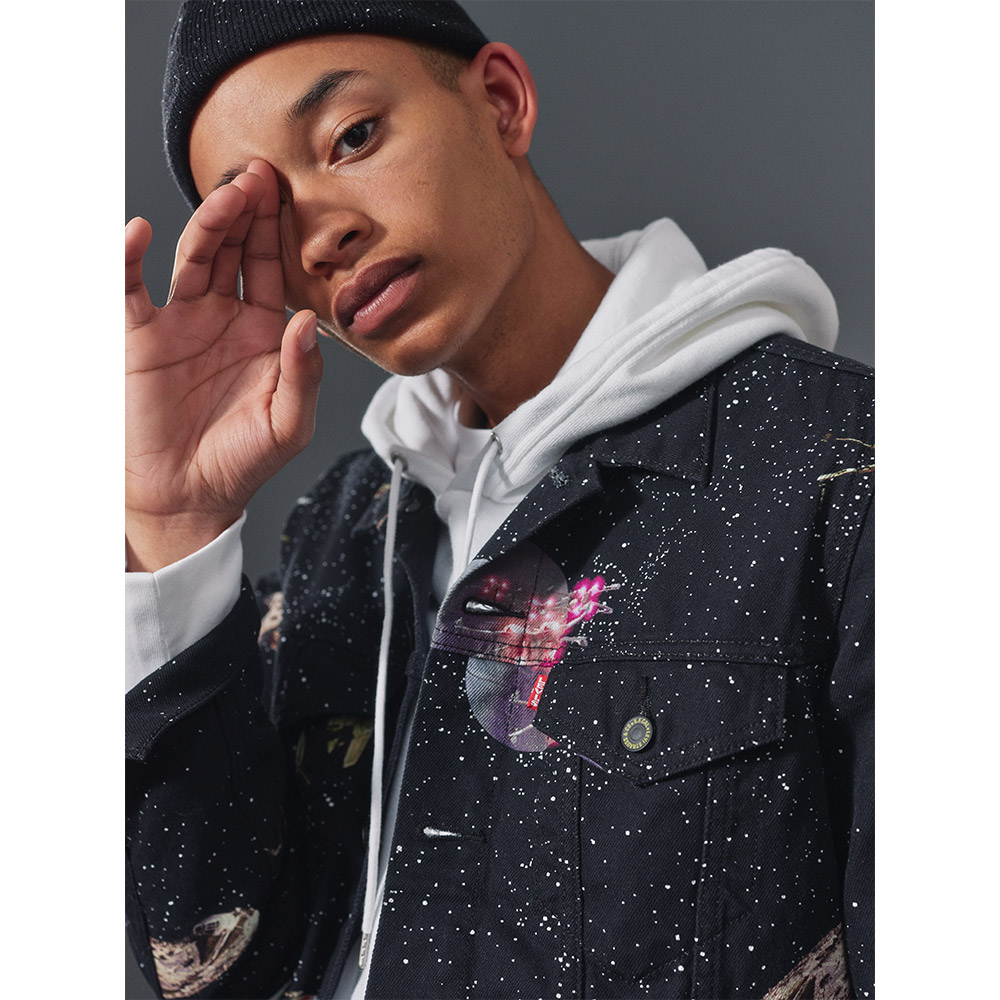 貨號：72334-0448levis x 星際大戰限量聯名 男款 牛仔外套 / type3 經典修身版型 / 死星銀河印花