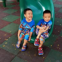 兩個小屁孩