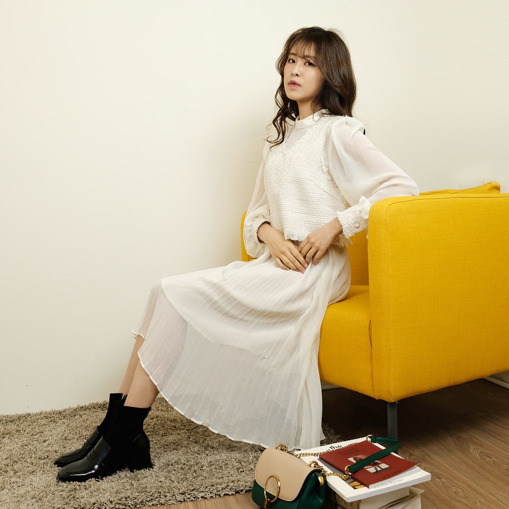 品牌: Don't forget韓國製氣質雪紡質感背心兩件式設計材質:聚酯纖維△ 因電腦解析度及螢幕等問題會有色差差異，以收到的商品實品為準。 △ 下單前欲確認貨量及任何問題歡迎使用聊聊洽詢△ 國定假