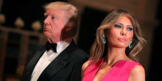 Melania dan Donald Trump. CARLOS BARRIA/REUTERS