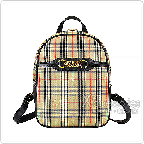 經典格紋造型，品牌辨識度高n採用精緻尼龍製，以牛皮飾邊n可擺10吋物品，寬大空間收納