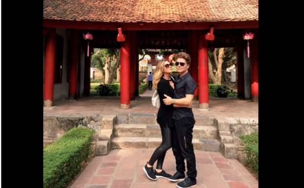 Legenda musik pop rock dunia, Richard Marx dan istrinya, Daisy Fuentes. (twitter.com)