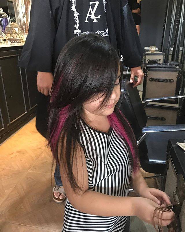 Wow, Baru Berumur 4 Tahun, Anak Pertama Nia Ramadhani Sudah Warnai Rambutnya di Salon Terkenal