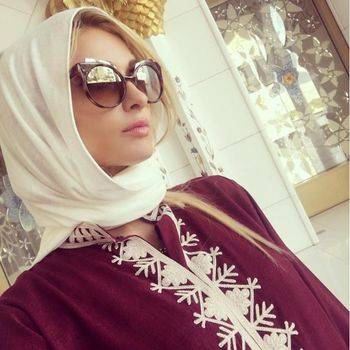 Selain Lindsay Lohan, Ini 8 Seleb Hollywood Lain yang Cantik Berkerudung