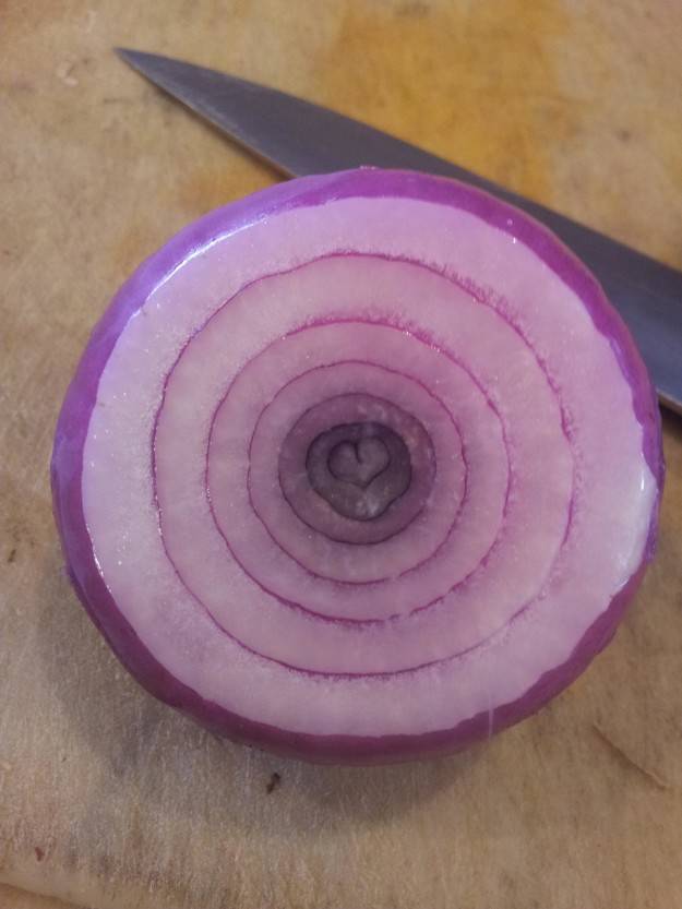 15 Foto Simetrisnya Buah dan Sayur Ini Akan Membuatmu Jatuh Cinta