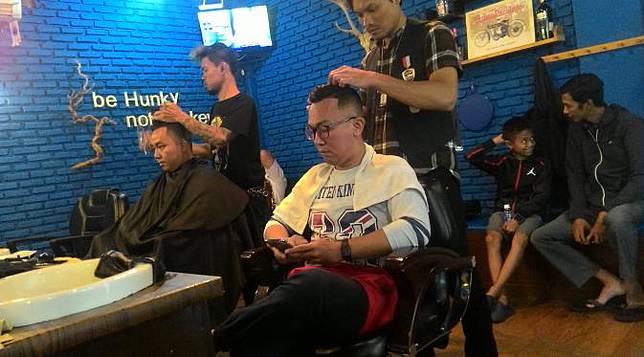 Barber Shop Tempat Jokowi Potong Rambut di Bogor Jadi Primadona 