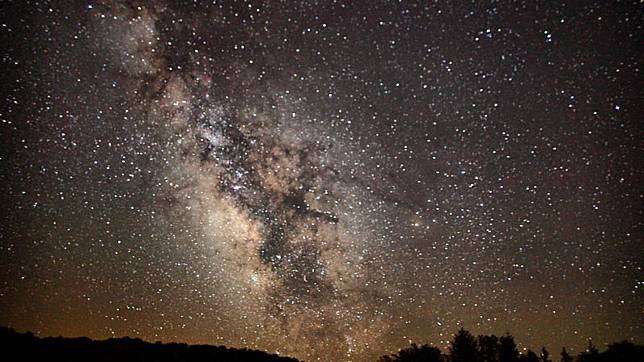 Sebagian Bintang di Bima Sakti Ternyata Hasil 'Curian' Dari Galaksi Lain