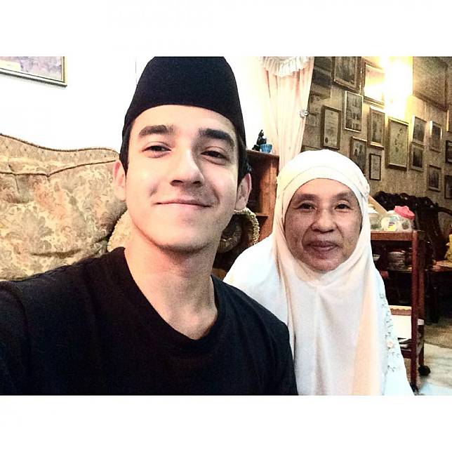 15 Foto Aliff Alli, Adik Miller yang Gantengnya Bikin Cewek Baper