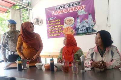 Warung Aiptu Suprapto Gratiskan Soto Tiap Jumat