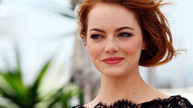 6 Alasan Kenapa Kamu Harus Mengagumi Kecantikan Emma Stone