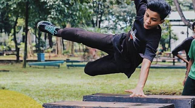 [Bintang] Komunitas Parkour Indonesia