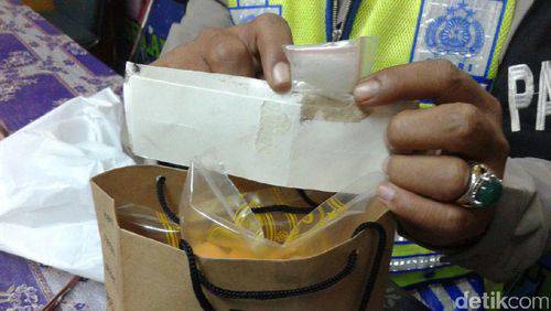 Salut! Pengemudi Ojek Online Gagalkan Pengiriman Narkoba di Cilandak