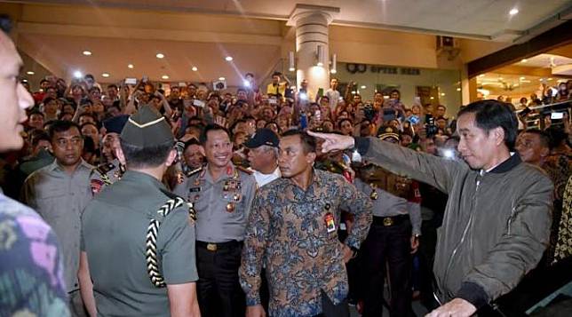 Jokowi di Manado