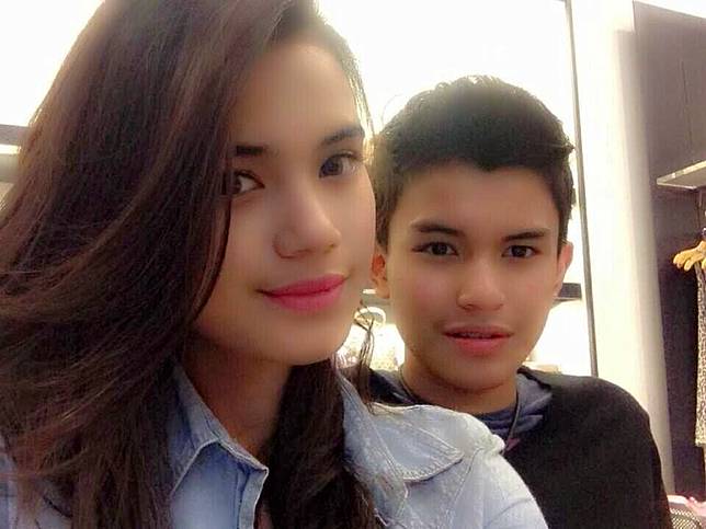10 Artis ini Sering Foto Mesra Sampai Dicap ‘Kakak-Adik Rasa Pacaran