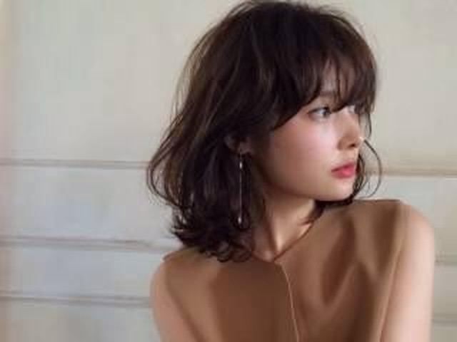 30代からの大人可愛いメイク。ポイントは絶妙な色っぽさ (HAIR)