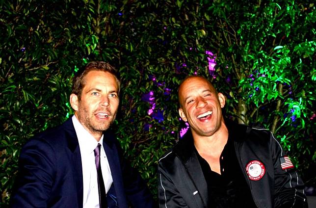 Ini Dia 10 Selebritis Hollywood Yang Pernah Memecahkan Rekor Dunia