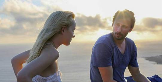 Kalau Kamu Sering Putus Cinta, Coba Deh Cek 7 Sifat Ini Dalam Dirimu!