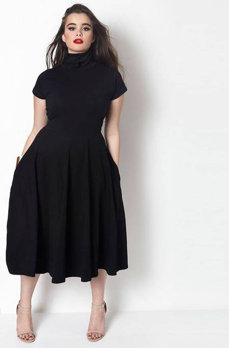 10 Ide Dress Hitam Panjang Selutut Simpel tapi Anggun Banget