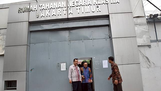 Uang yang Menumpulkan Taring Penjara