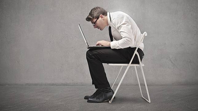 Buat Mahasiswa: 7 Trik Presentasi Sidang Skripsi Biar Dosenmu Terkesan!