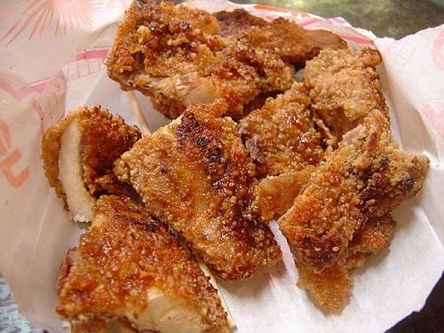Ini 10 Makanan dari Berbagai Negara Tuk Temani Nonton di Bioskop, Ikan Teri Sampe Semut Jadi Favorit