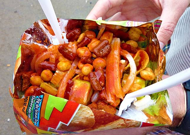 Ini 10 Makanan dari Berbagai Negara Tuk Temani Nonton di Bioskop, Ikan Teri Sampe Semut Jadi Favorit