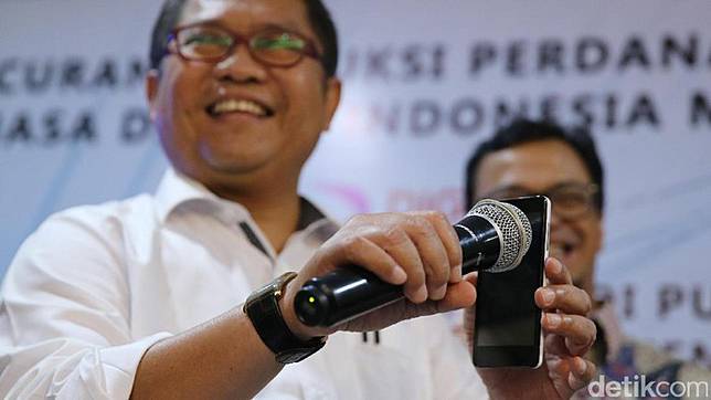 Menkominfo: Jari Jangan Lebih Cepat dari Pikiran