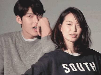 6 Pasangan Seleb Korea yang Paling Mengejutkan & Enggak Disangka Bisa Pacaran
