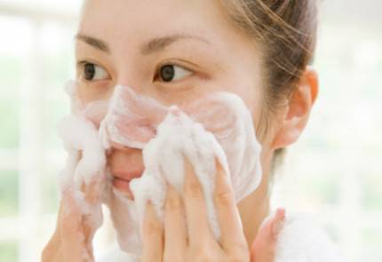 Mengubah 9 Kebiasaan Kecil Ini Bakal Bikin Kita Kelihatan Lebih Cantik