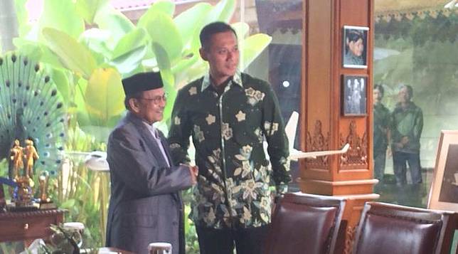 Wejangan Habibie untuk Agus-Sylviana