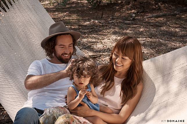 11 Kelebihan Cewek yang Membuatnya Jadi Idaman Para Cowok