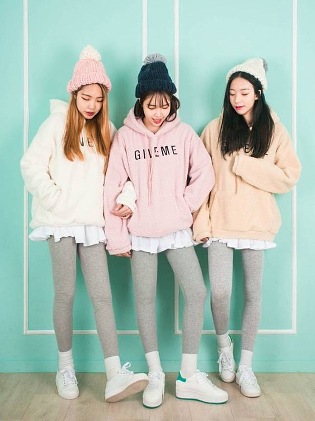 Gemas! Ini Dia 15 Inspirasi Tampil Sporty dengan Warna Pastel Ala Cewek Korea yang Harus Kita Coba