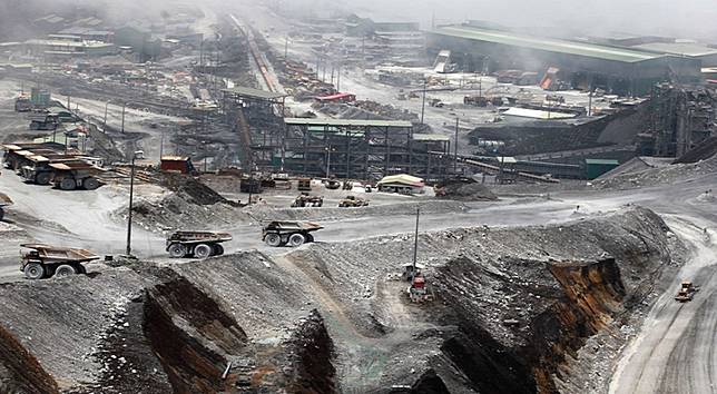 DPR: Freeport dari Dulu Ancamannya PHK 