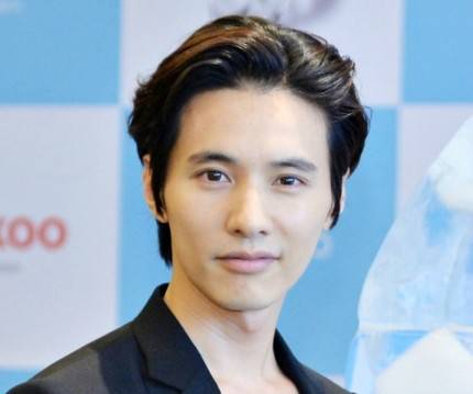 10 Seleb Korea yang Punya Pekerjaan Enggak Disangka-sangka Sebelum Terkenal