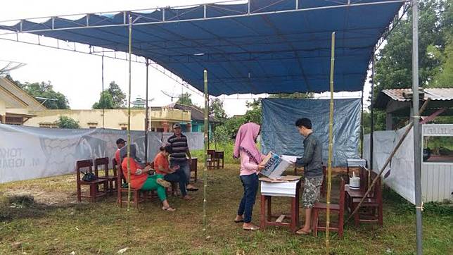 10 TPS Paling Unik Se-Indonesia Dalam Pilkada Serentak 2017, Kalau di Tempatmu Seperti Apa?