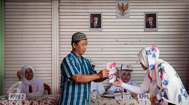 TPS Ini Sukses Buat Para Pemilih Nostalgia Sambil Nyoblos Pilkada