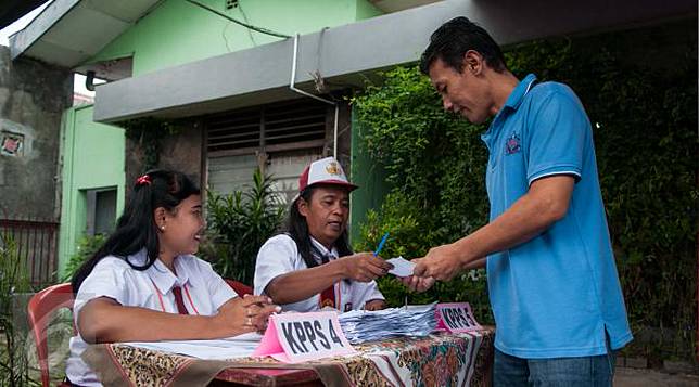 TPS Ini Sukses Buat Para Pemilih Nostalgia Sambil Nyoblos Pilkada
