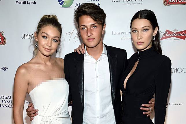 10 Foto Anwar, Adik Gigi & Bella Hadid yang Siap Bikin Hatimu Bergetar