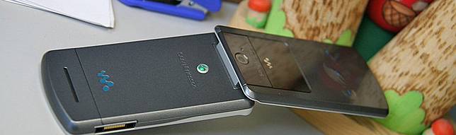 Nostalgia Yuk, Ini 10 Ponsel Jadul Sony Ericsson yang Dulu Jadi Rebutan