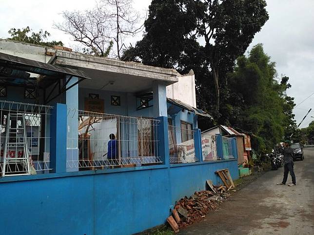 Dekat Istana Bogor Ada SD Ambruk, Kerugian Ratusan Juta Rupiah