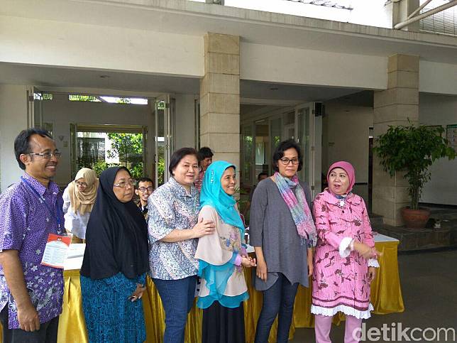 Sri Mulyani Cerita Bedanya Nyoblos di Amerika dan Indonesia