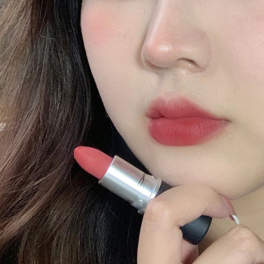 Mac Powder Kiss 923 Sultry Move | Line Shopping
