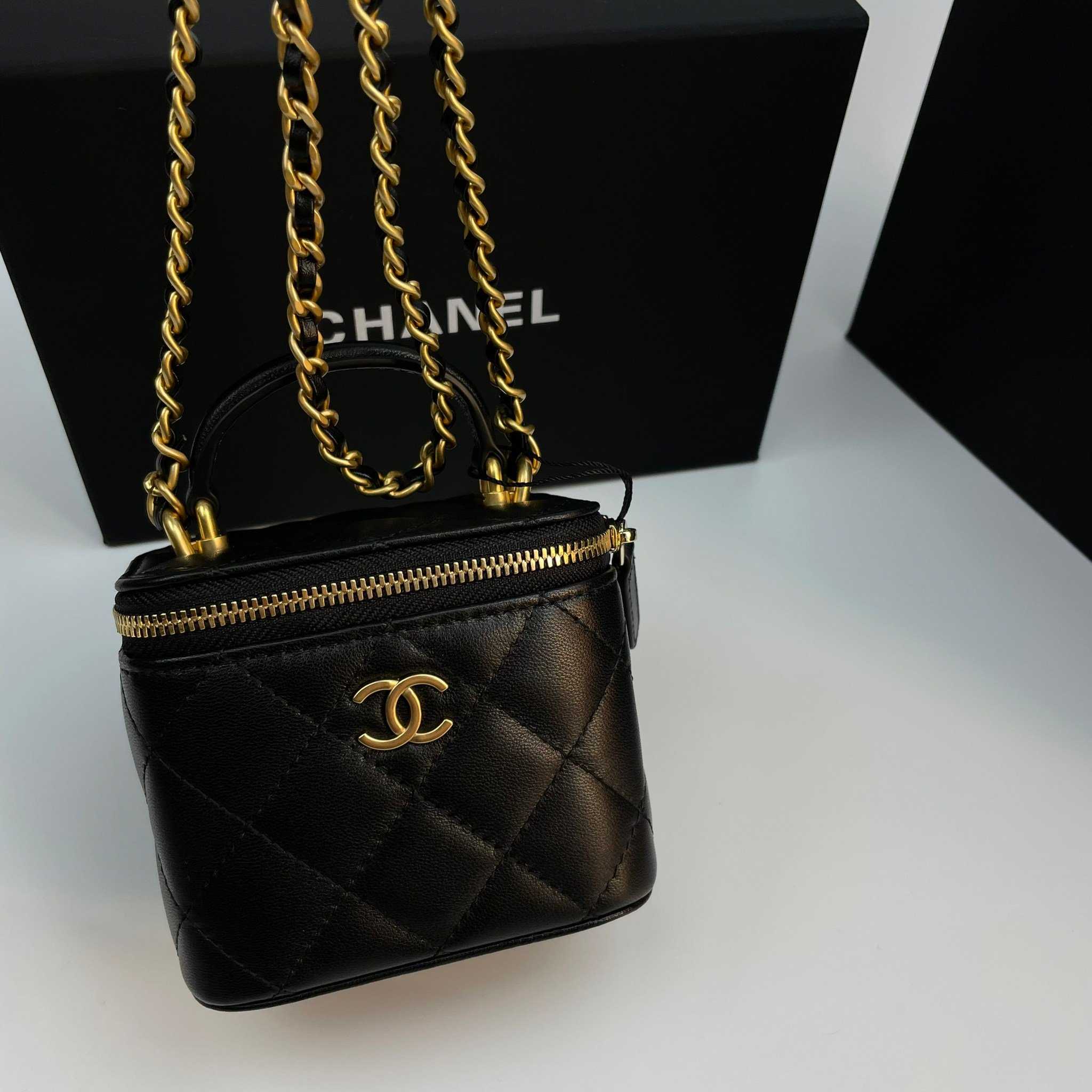 Chanel mini box