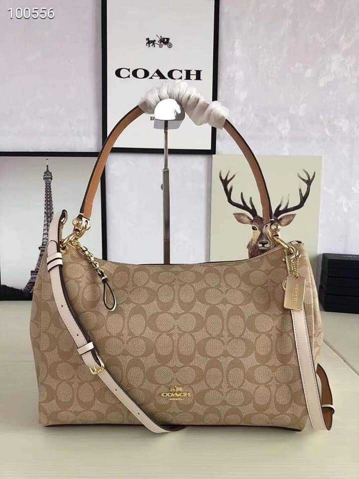 Mia shoulder bag discount in signature canvas