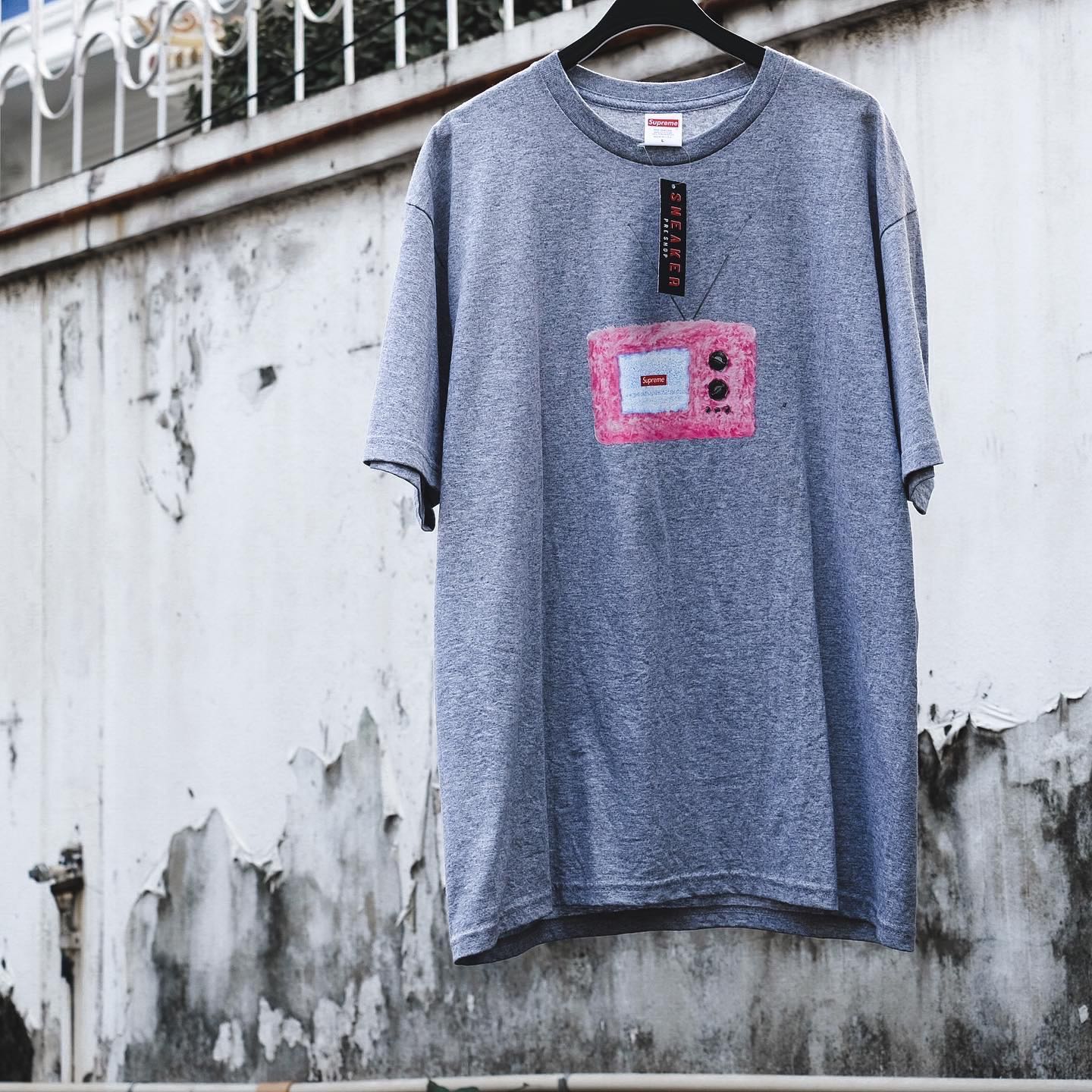 Supreme tv sale tee pink