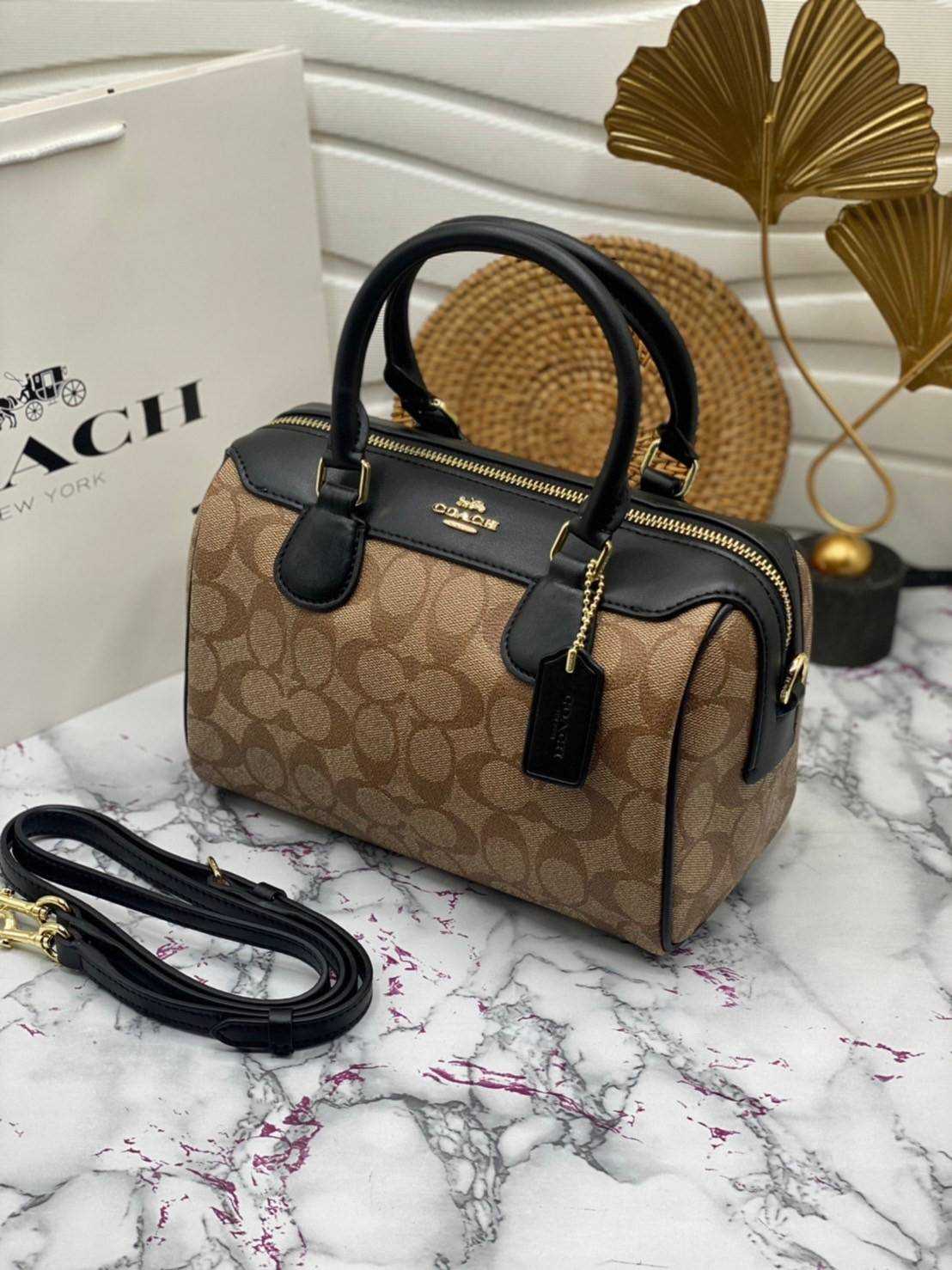 Coach mini bennett top satchel in signature