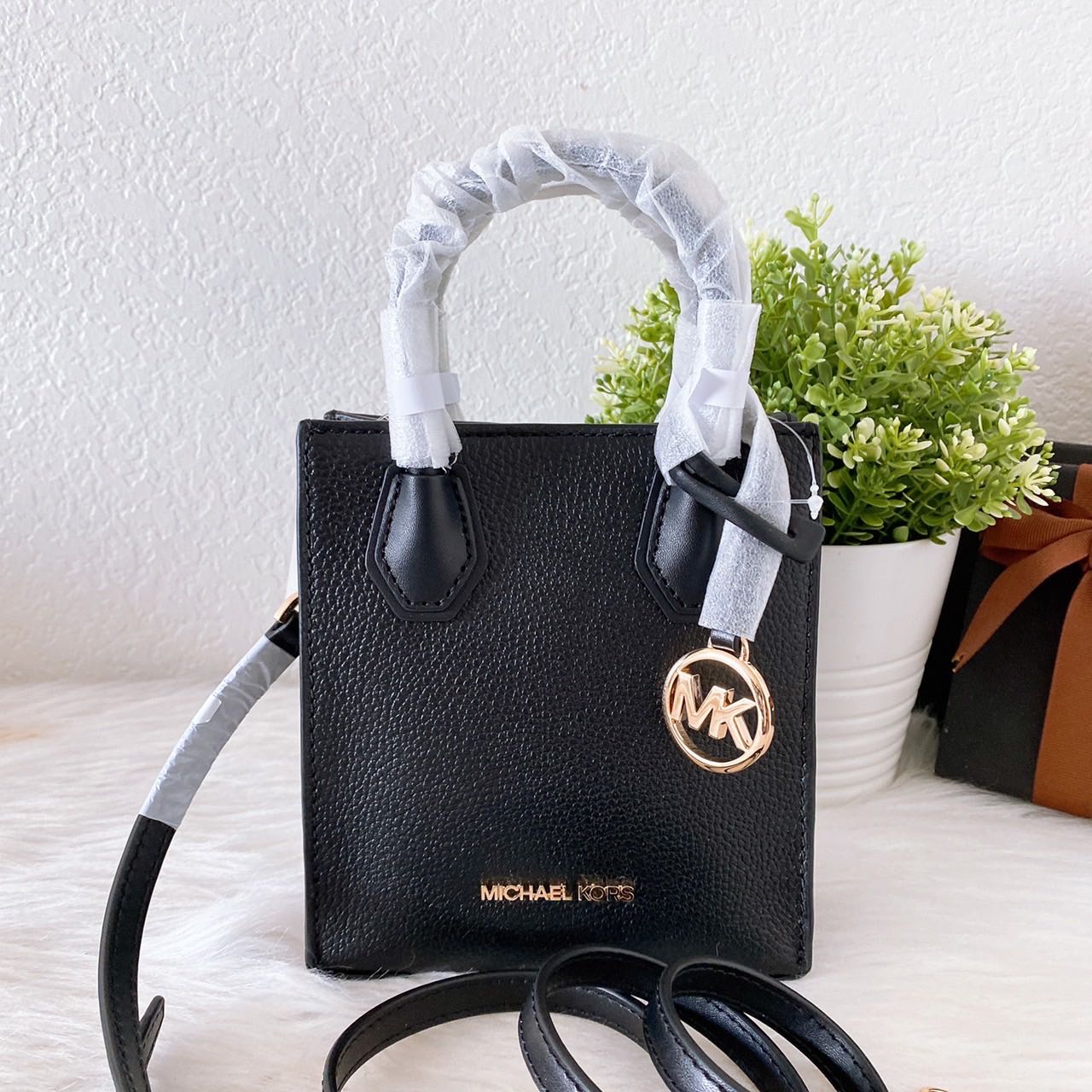 Michael kors online xs crossbody