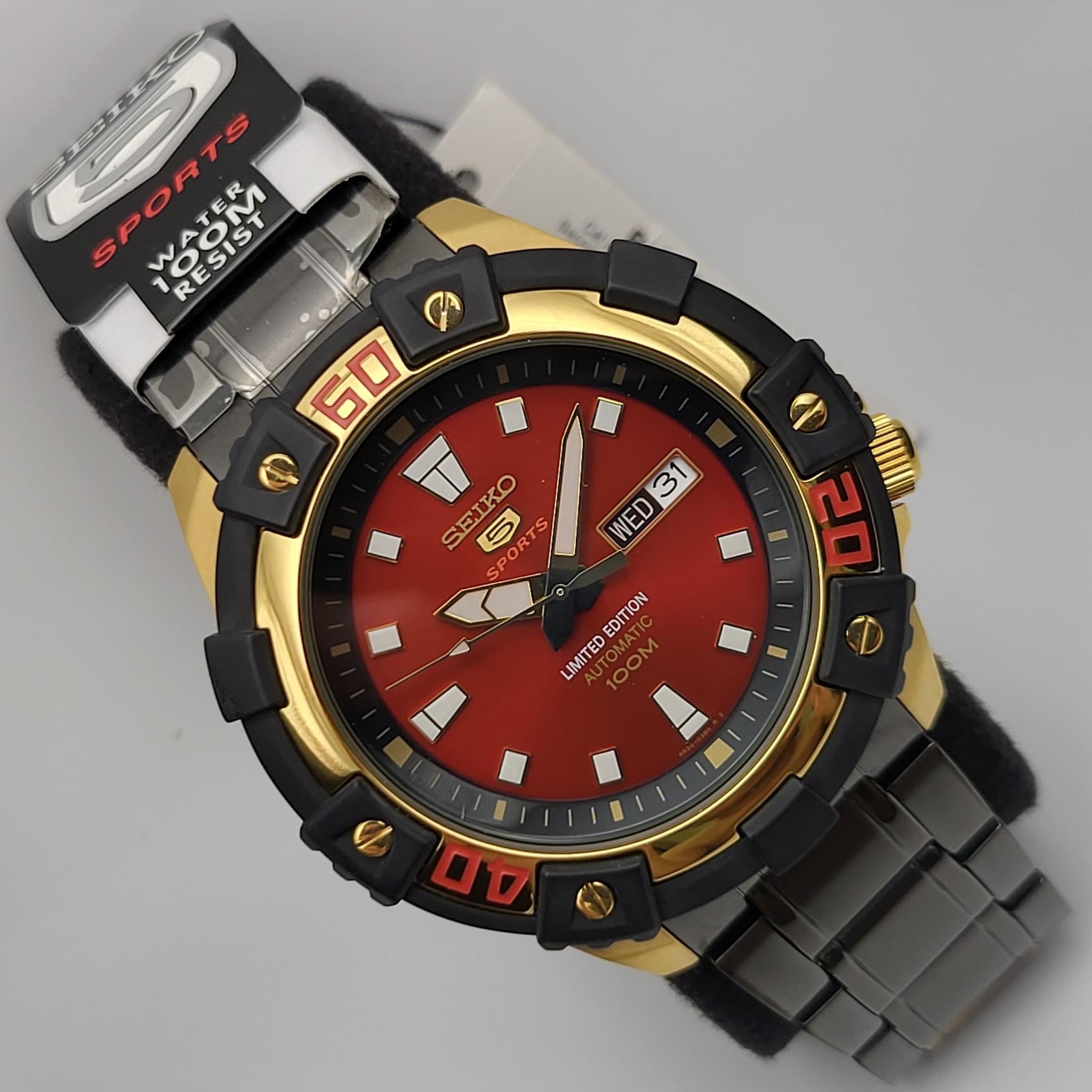 Seiko Red Smurai Limited Edition LINE SHOPPING