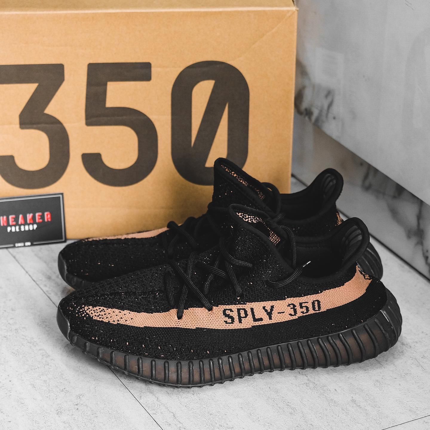 Yeezy 350 black 2025 friday